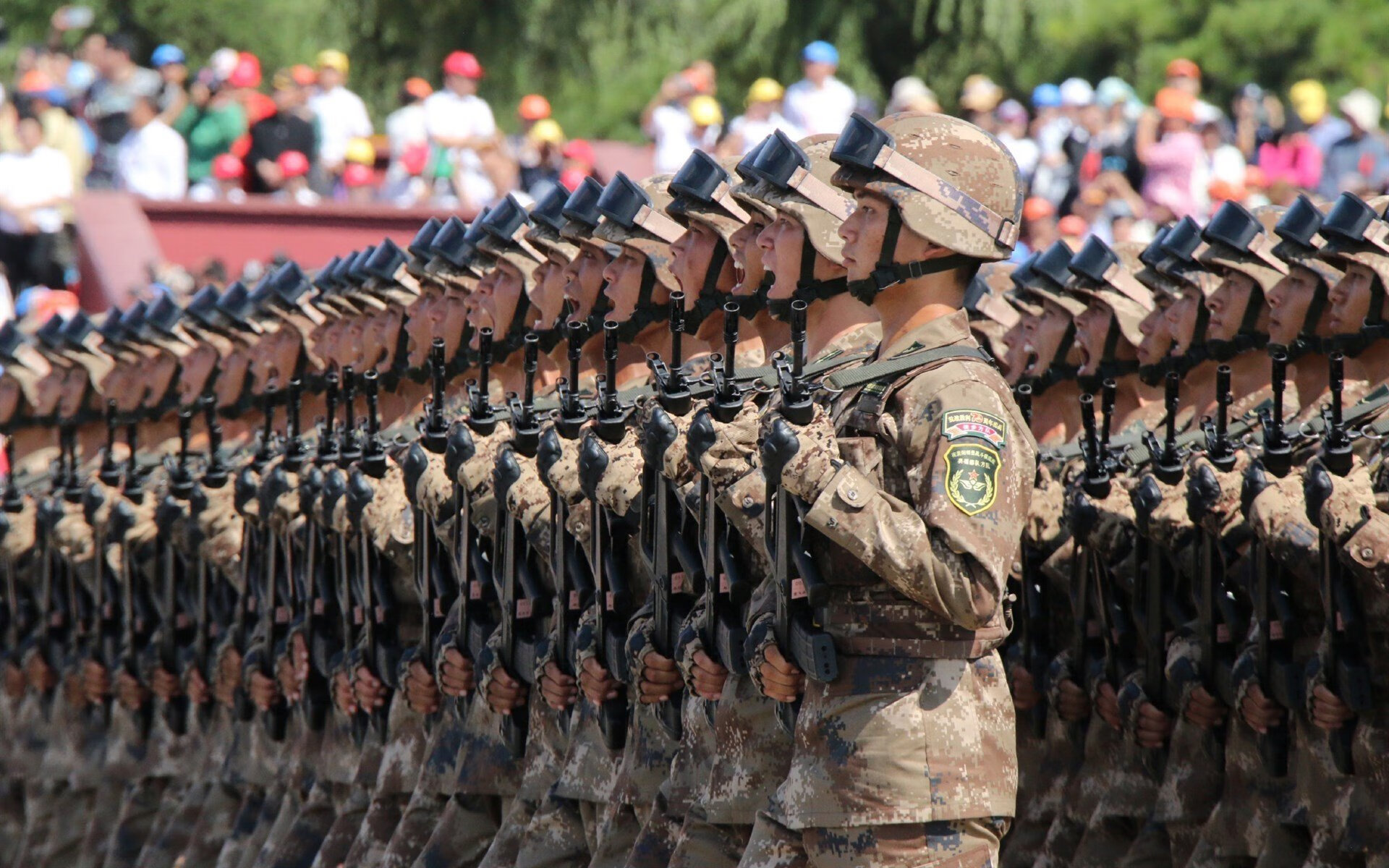 世俱杯2025全程直播-前段划水节奏快准稳，后段冲刺更从容，前划步后划步