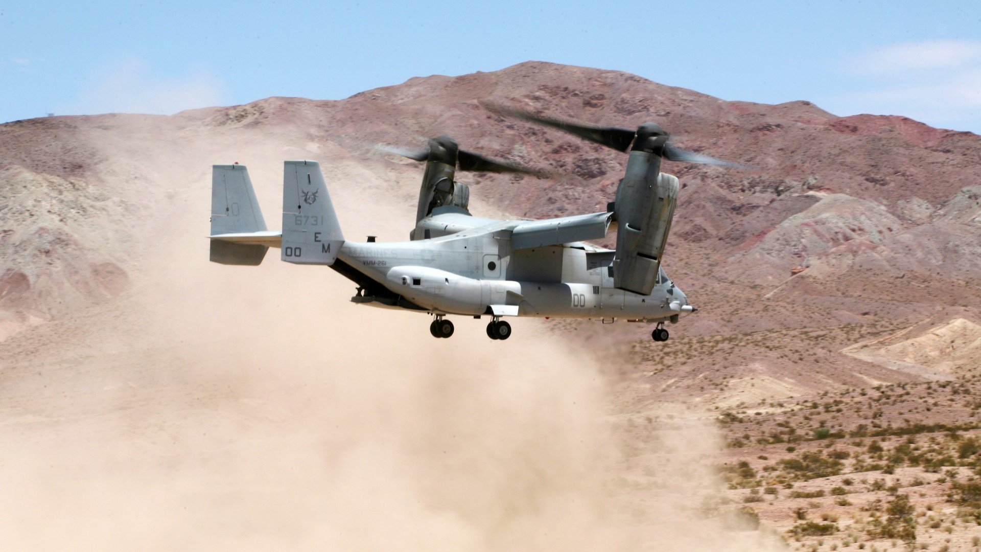 世俱杯足球-国家女篮多名年轻球员迅速成长展现潜力，中国女篮球员年龄